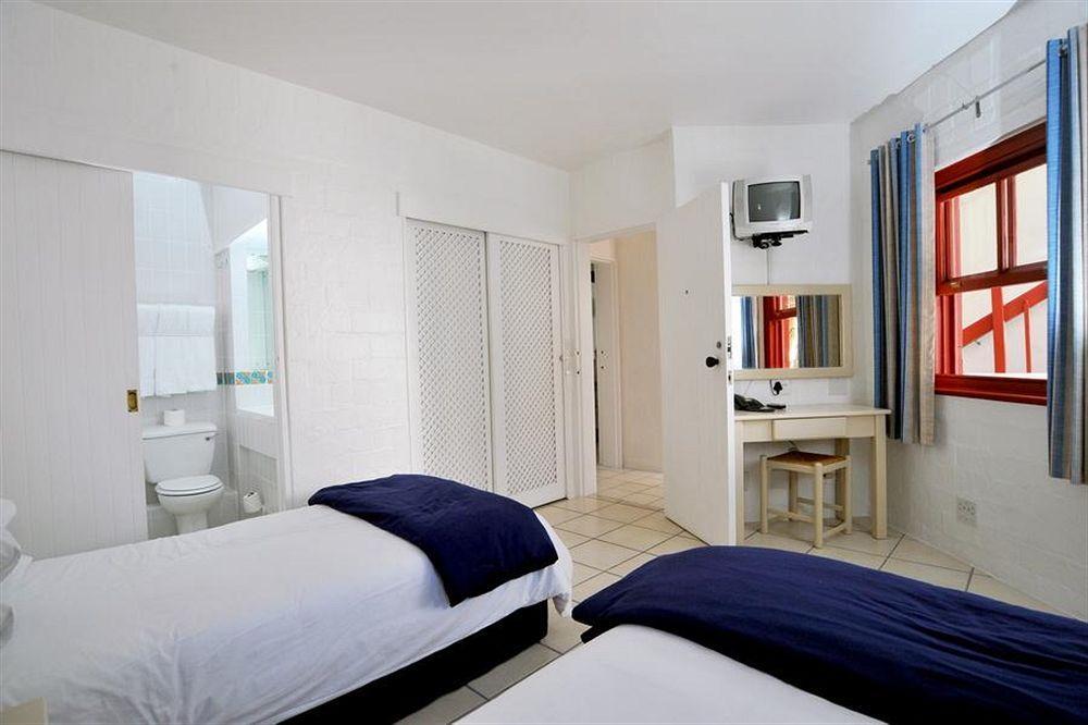 Club Mykonos Athenian Cascades Hotel Langebaan Exterior photo