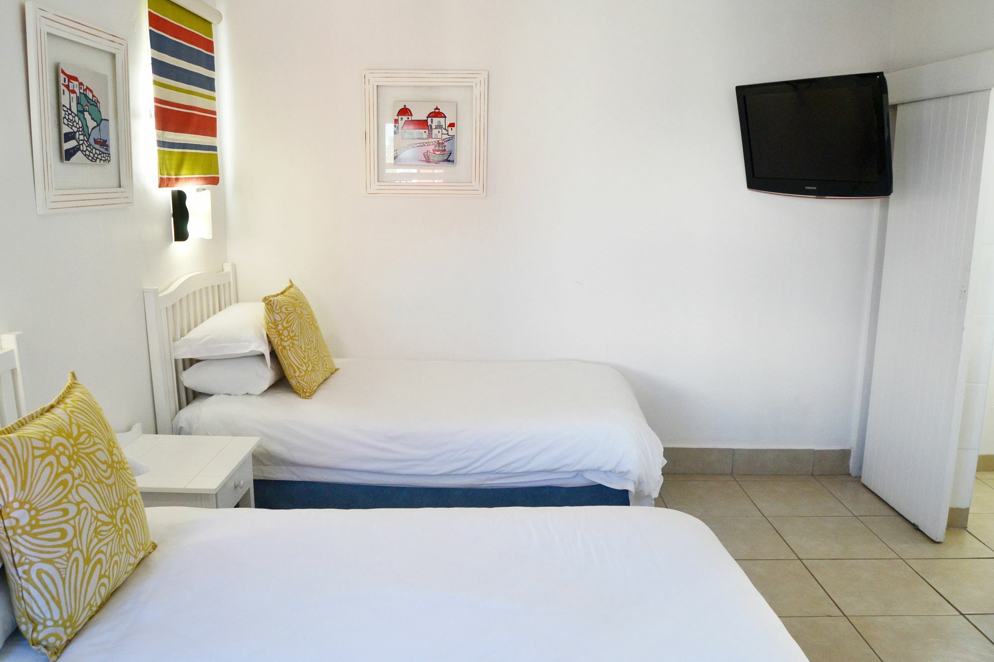 Club Mykonos Athenian Cascades Hotel Langebaan Exterior photo
